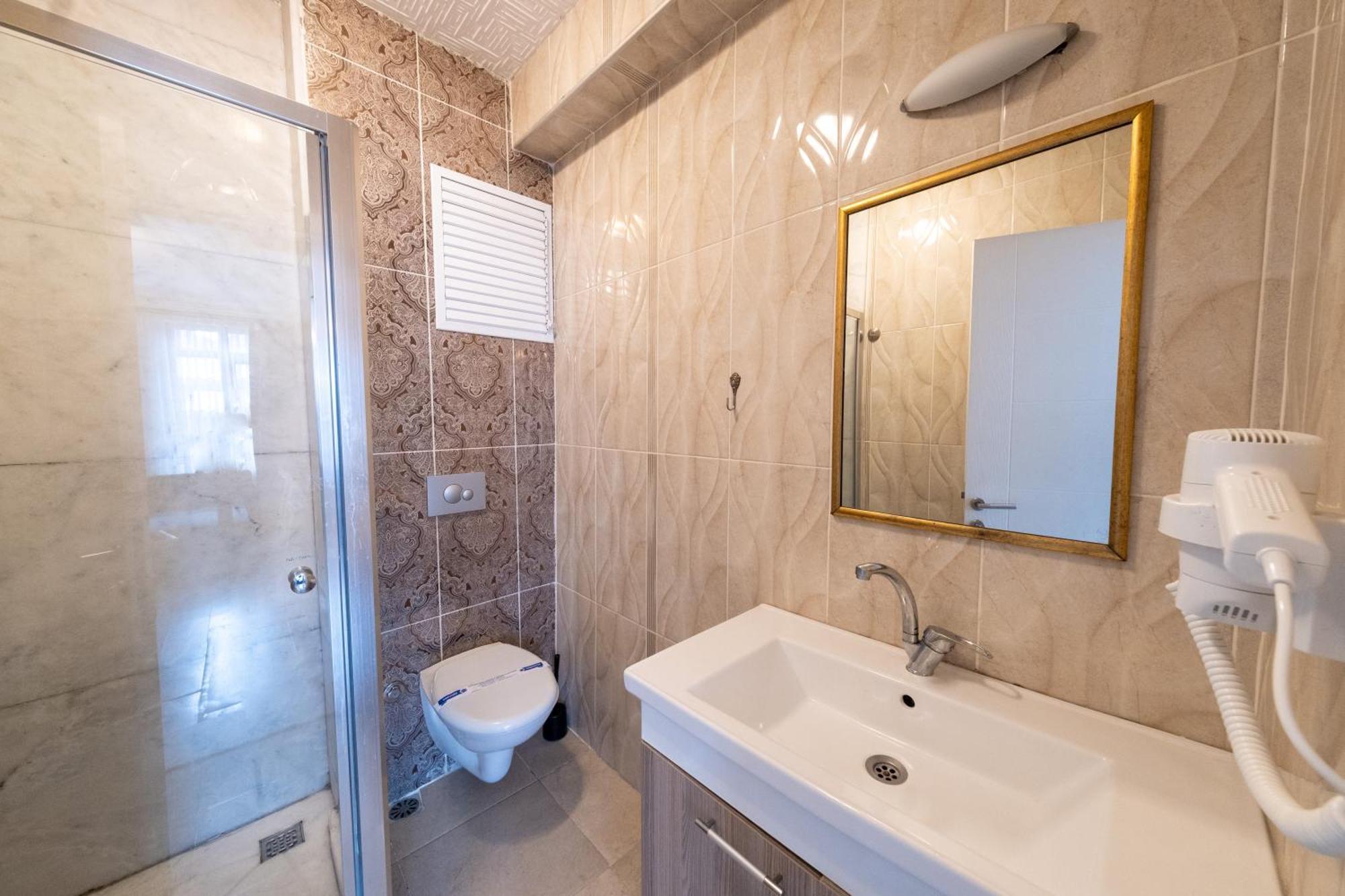 Galata Rame Hotel Istanbul Bagian luar foto